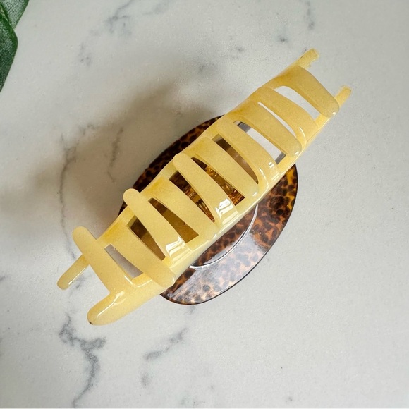 2/$30🌵 Snail Claw Clip Hair Accessory Tortioiseshell Slug Cute Acrylic Gift NEW - Picture 6 of 7